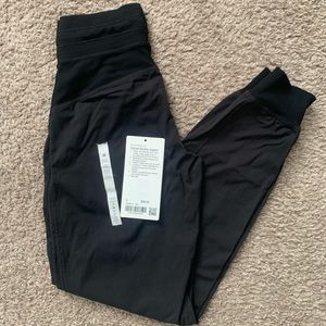 Lululemon dance studio jogger